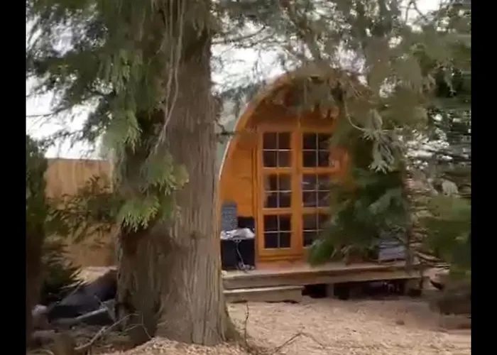 Pinkys Pod At Rock Lodge